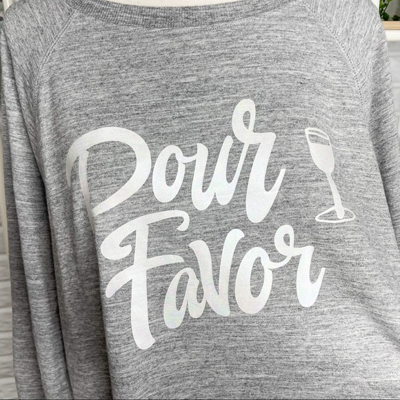 Wildfox Grey “Pour Favor” Oversized Graphic Sweatshirt Size XL - Picture 2 of 5